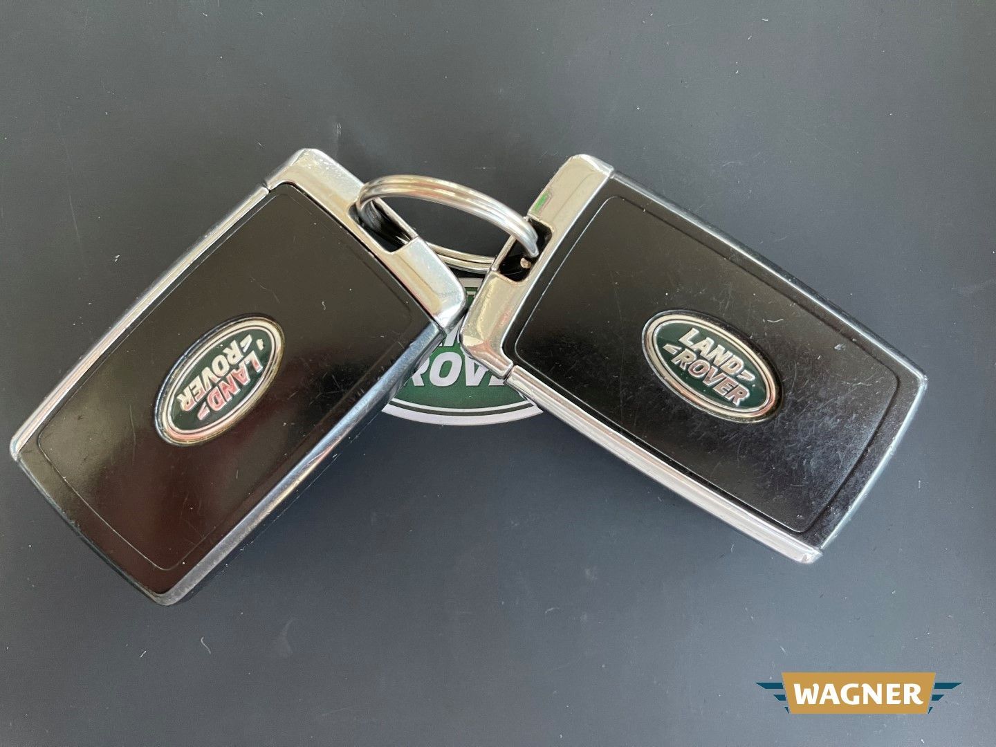 Fahrzeugabbildung Land Rover Discovery 5 SE SDV6 7-Sitzer Keyless