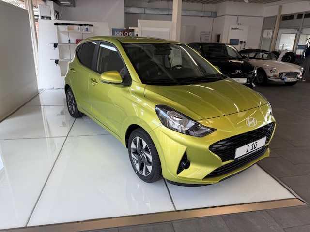 Hyundai i10 1.2 AMT Comfort Plus*Navi*Klimaa.*PDC*Kamera