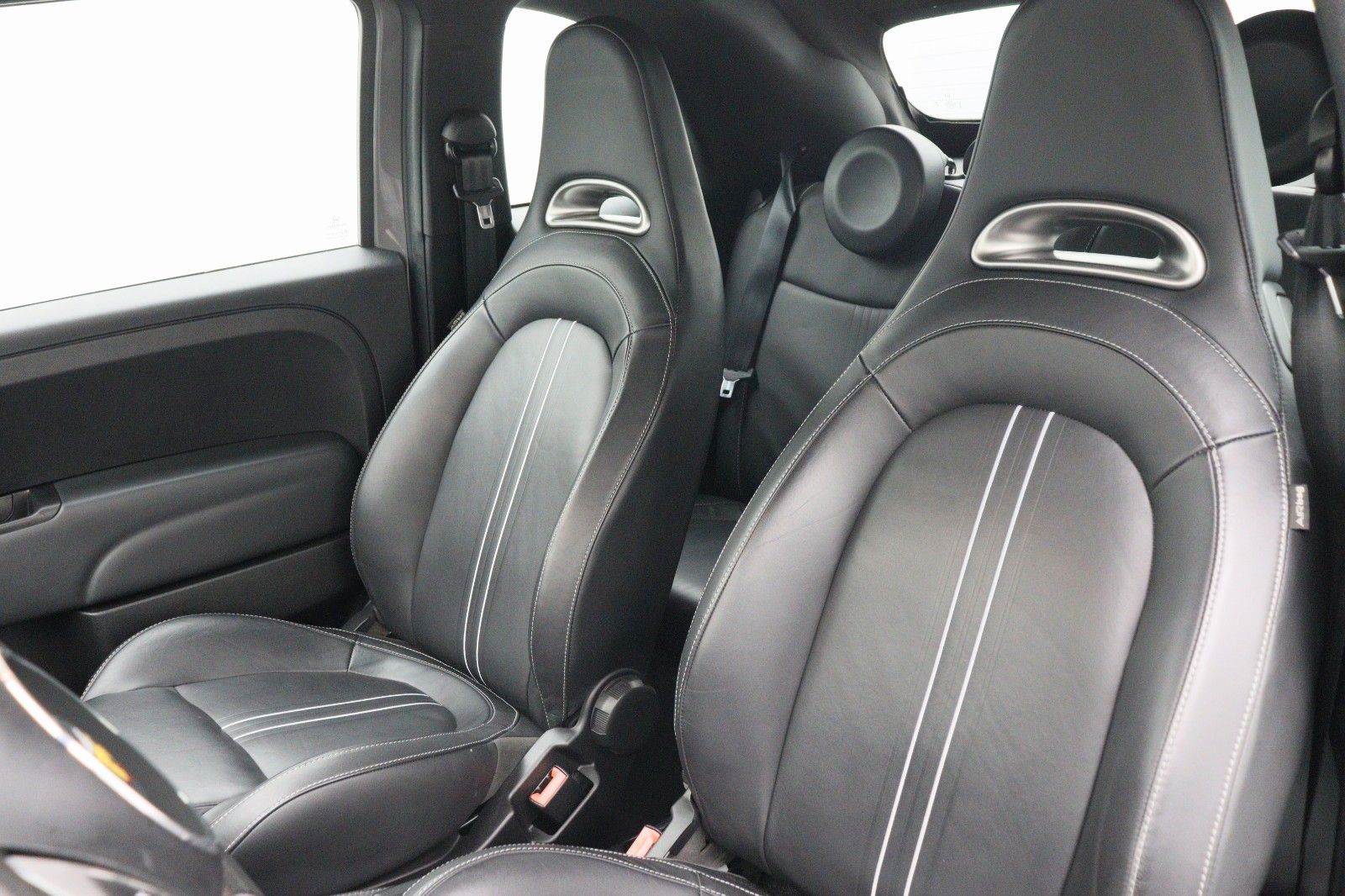 Fahrzeugabbildung Abarth 500C 1.4 Custom