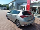 Toyota Auris Hybrid Team D - Toyota Auris Team mit Hybrid-Antrieb (Benzin/Elektro)