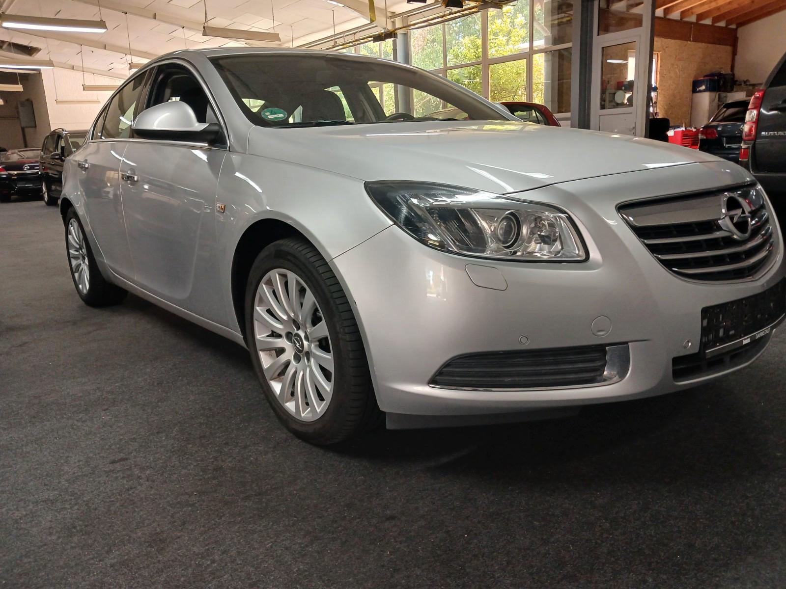 Opel Insignia A Lim. Cosmo 4x4 FULL SERVICE HU 6/2028