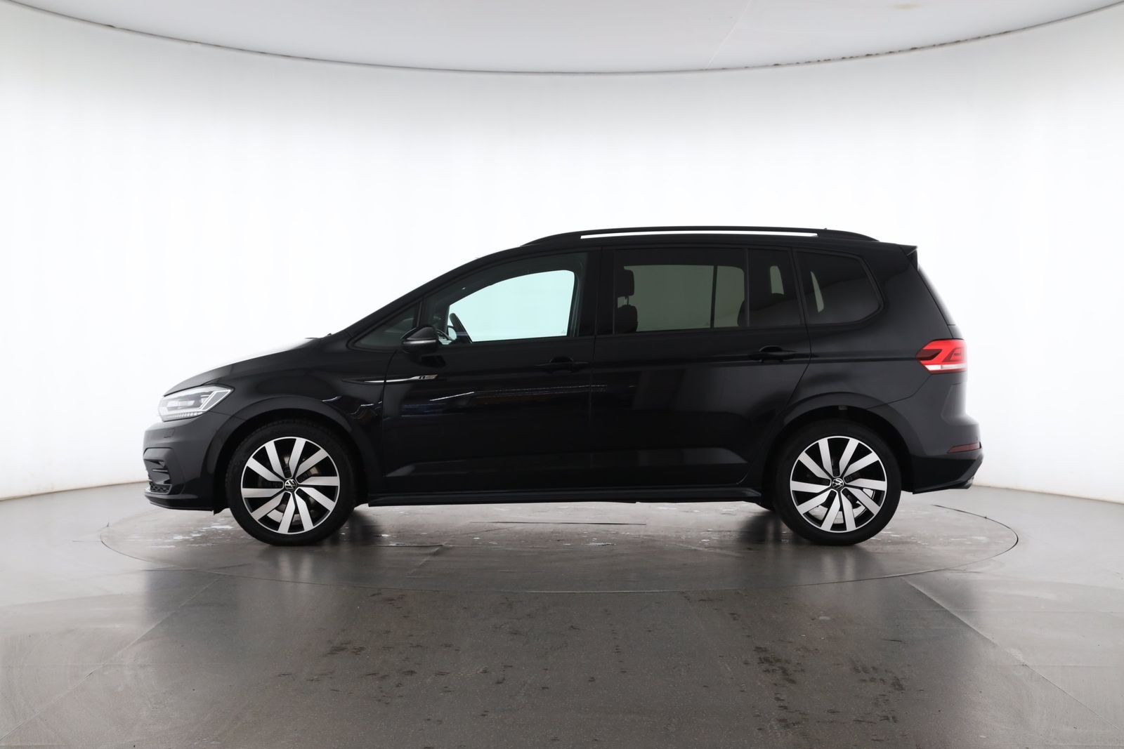 Volkswagen Touran 2.0 TDI DSG Highline R-Line | 7-SITZER | imagem 3