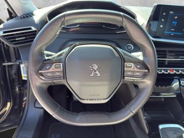 Peugeot 2008 1.2 PureTech 130 Allure +KeyLess+SpurH+PDC