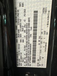 Ford F150 Lightning Lariat grosse Batterie im Vorlauf