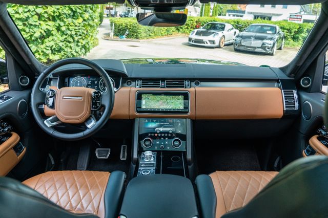Land Rover RangeRover SV Autobiography Dynamic/ STANDHZG. Land Rover RangeRover SV Autobiography Dynamic/ STANDHZG.