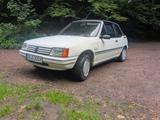 Peugeot 205 Cabrio CJ - Peugeot aus 1990