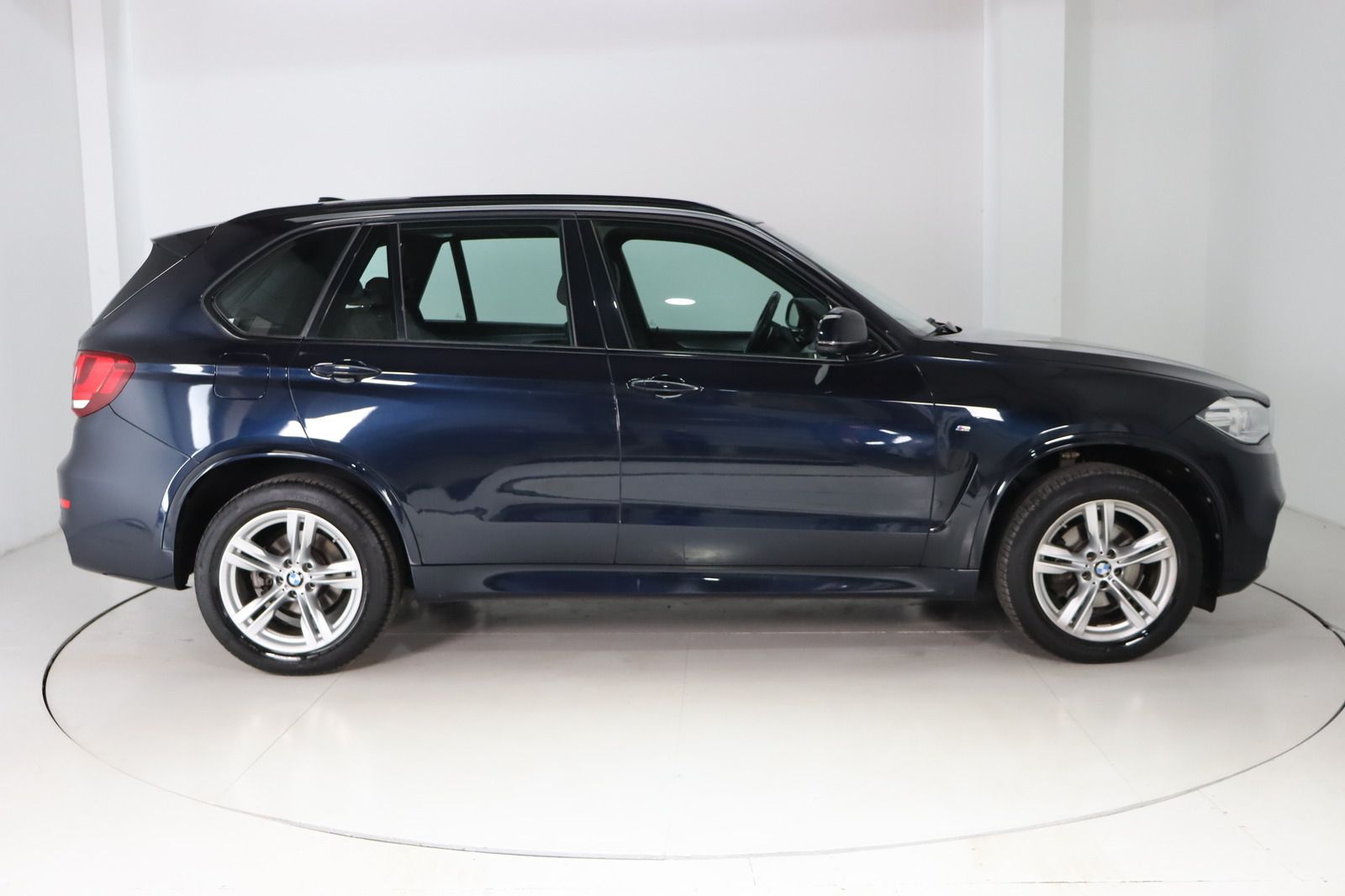 Fahrzeugabbildung BMW X5 xDrive30d M-Paket * Standhzg. * Memory