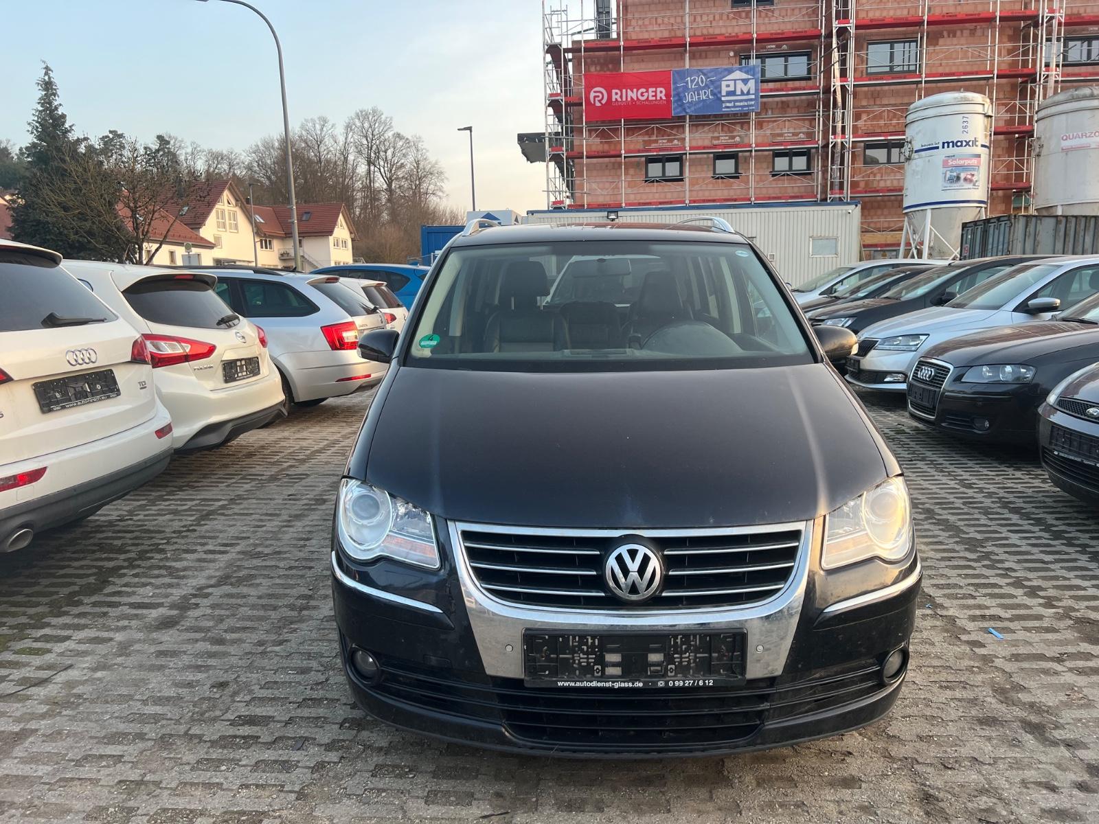 Volkswagen Touran Highline 2.0 TDI*PDC*NAVI*SHZ*VOLLLEDER*