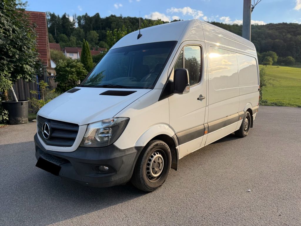 Image of Mercedes-Benz Sprinter