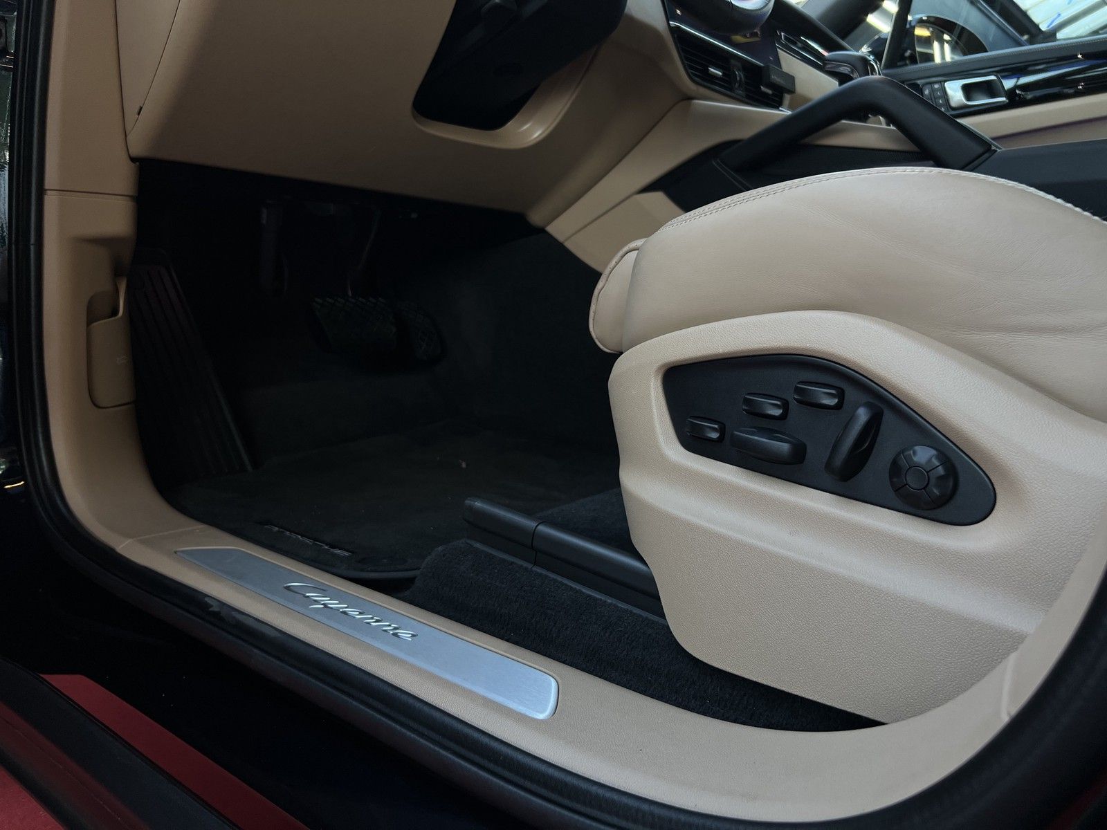 Porsche Cayenne Coupe E-Hybrid / CHRONO / ACC / PANO / L foto 24