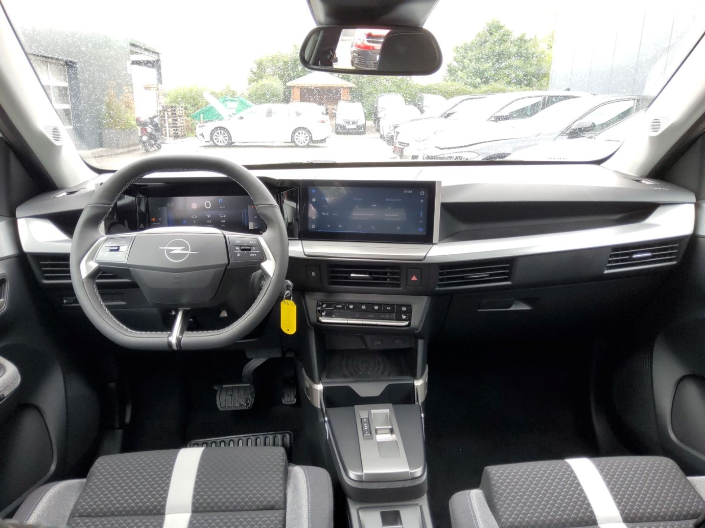 Fahrzeugabbildung Opel Frontera GS Hybrid Tech-P, Allwetter. Sitzh. PDC