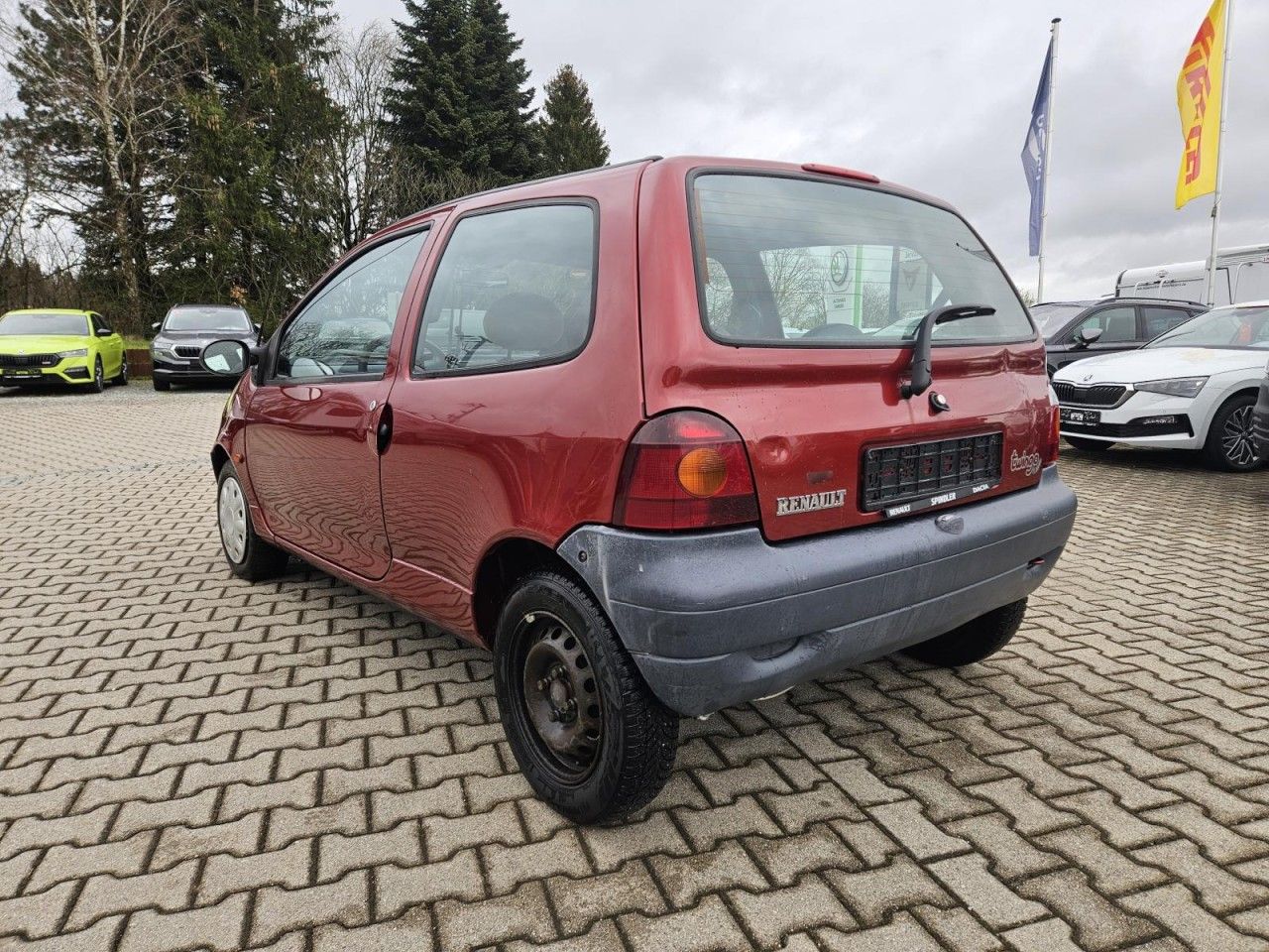 Fahrzeugabbildung Renault Twingo Automatik Verkauf nur an Händler Gewerbe!