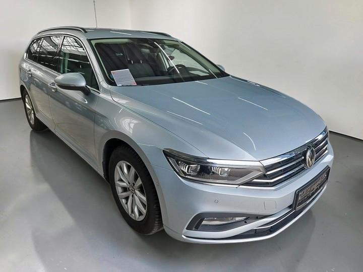 Volkswagen Passat Variant Business PremiumIQLIGHTAHKMAS 2023