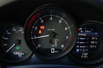 Porsche Macan*1.Hand,AppleCarPlay,Kamera,Sitzheizung,SWA