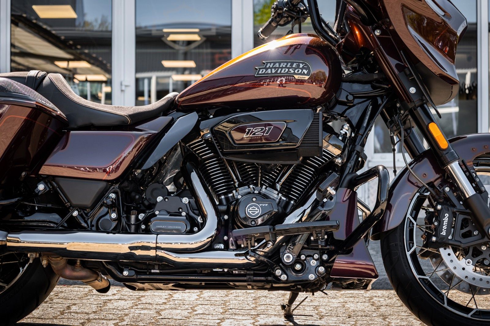 Fahrzeugabbildung Harley-Davidson CVO Street Glide FLHXSE 121 Cui - Jekill & Hyde