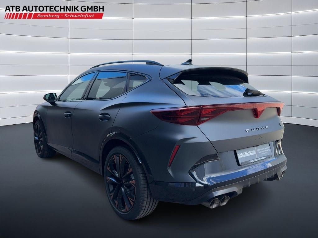 Fahrzeugabbildung CUPRA Formentor VZ 2.0 EXTREME MATT AKRAPOVIC MATRIX