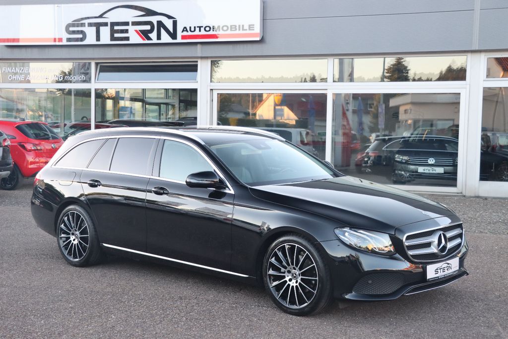 Image of Mercedes-Benz E 200