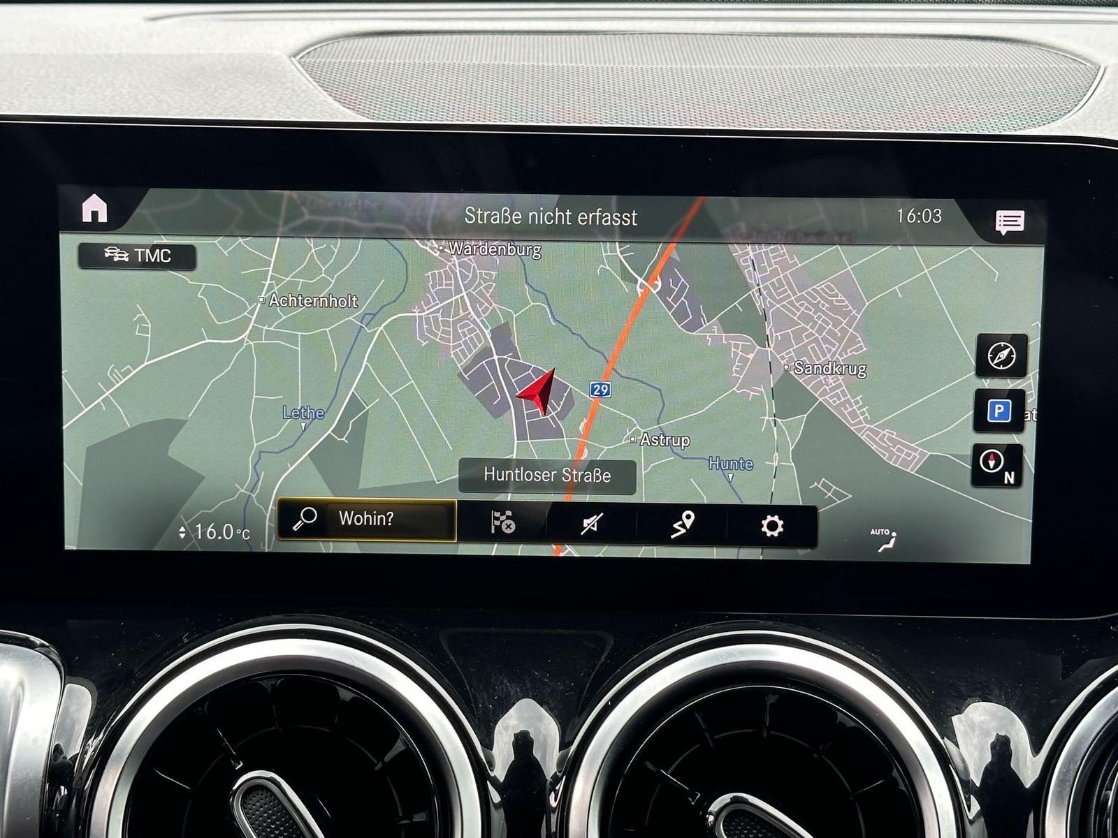 Fahrzeugabbildung Mercedes-Benz GLB 200d AMG-Line NAV+LED+AHK+KAM+WIDE+19ZO+1HD