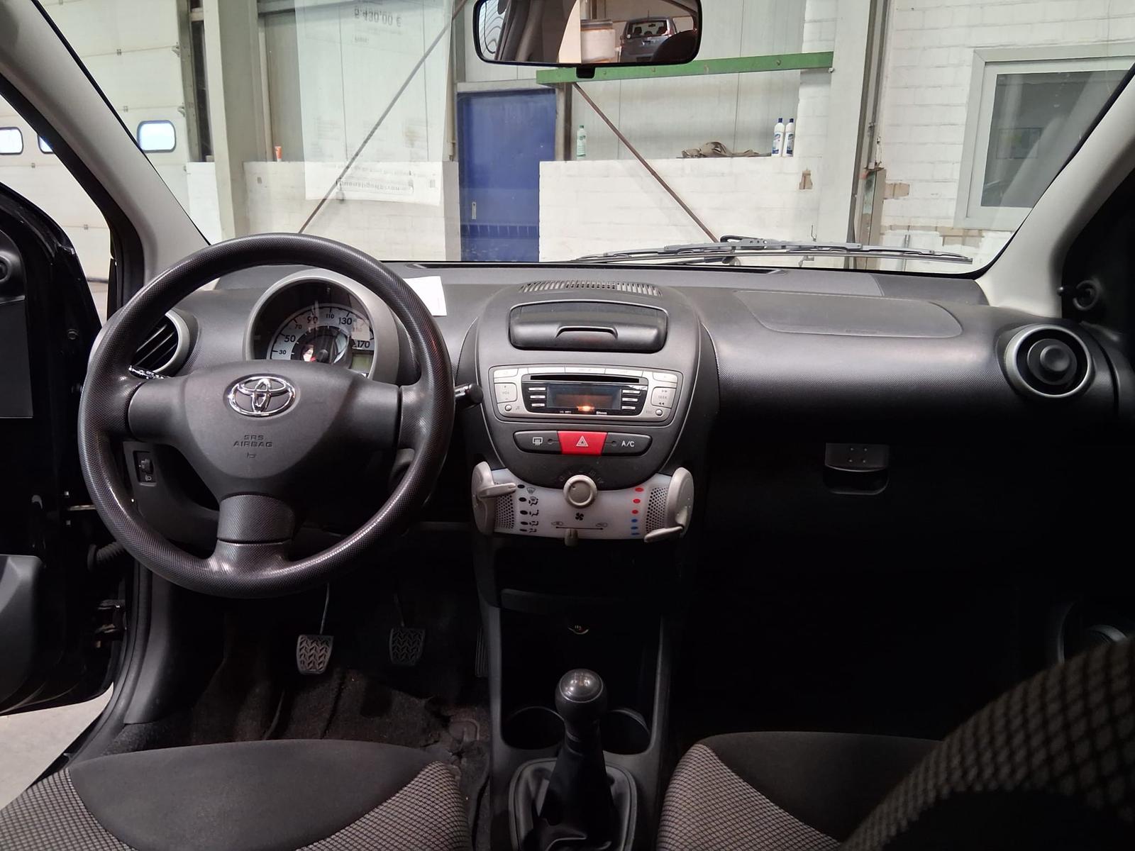 Toyota Aygo Cool Go Klima Navi Kupplung Neu!