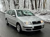 Skoda Fabia 1,4 TÜV 02/28 - Skoda Fabia aus 2006: Kombi