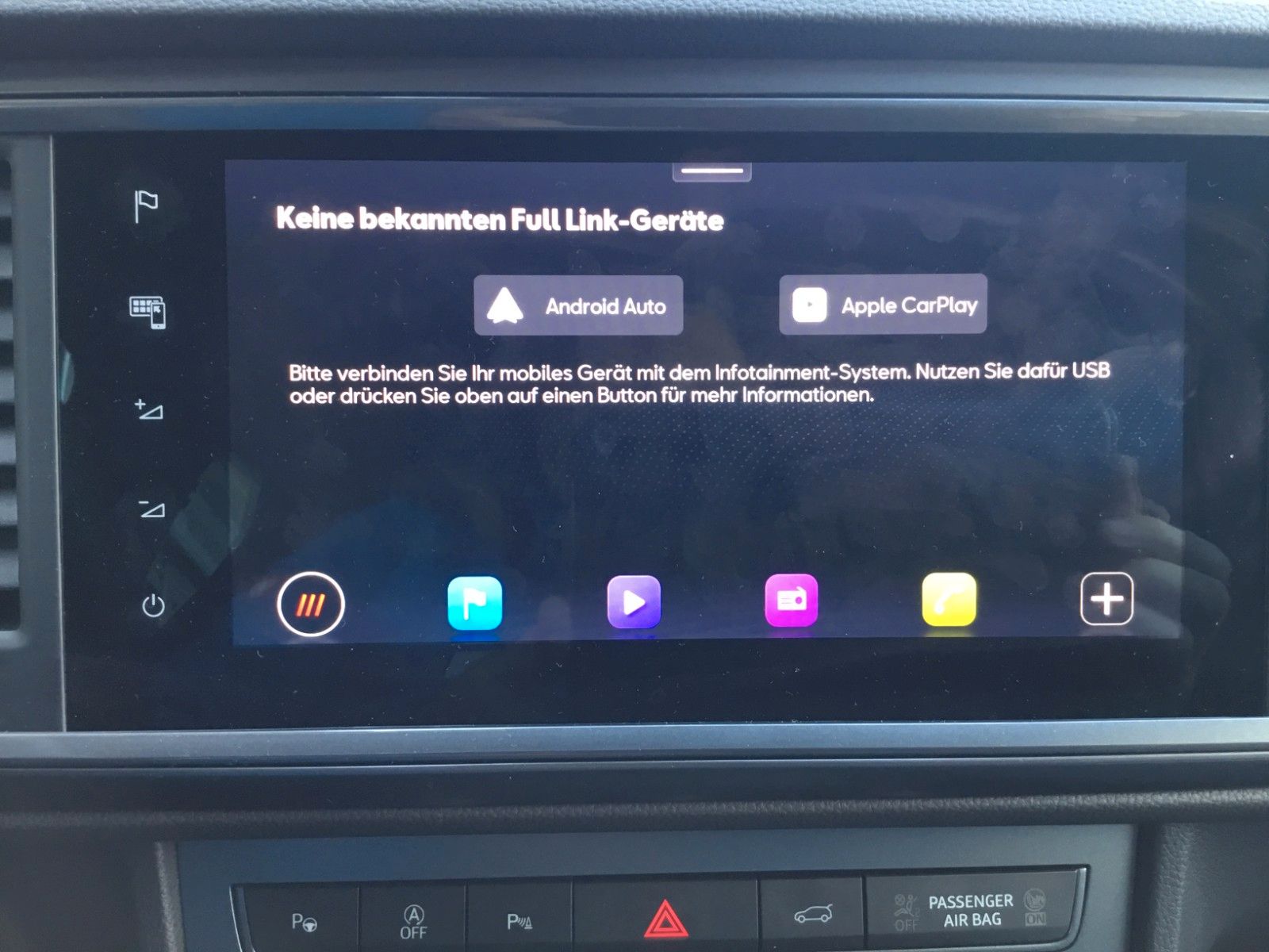 Fahrzeugabbildung CUPRA Ateca 2.0 TSI 4Drive DSG+Pano+AHK+19"+ACC+LED
