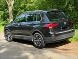 Volkswagen Tiguan 2.0 TDI SCR IQ.DRIVE IQ.DRIVE Navi AHK
