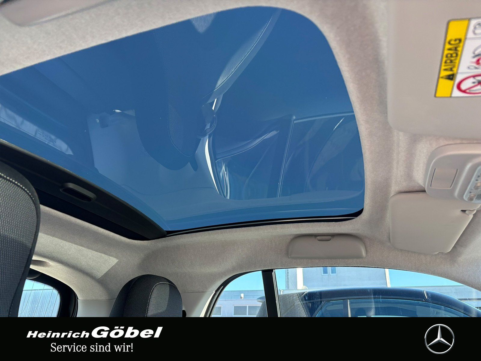 Fahrzeugabbildung Smart EQ*22kW*EXCLUSIVE-PAKET*ALLWETTER*PANO*AMBIENTE