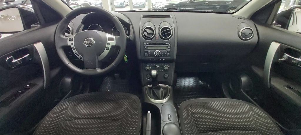 Nissan Qashqai+2 Qashqai+2 1.6 Acenta 1.HAND 7SITZ PANO PDC SCHEC