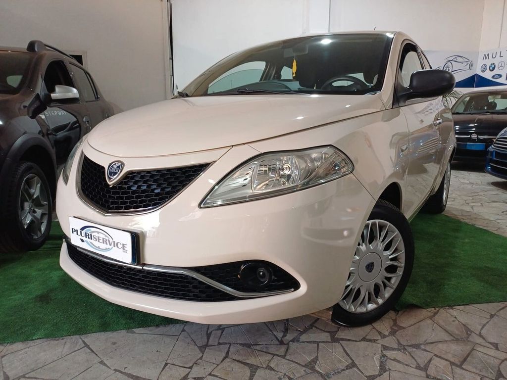 Image of Lancia Ypsilon