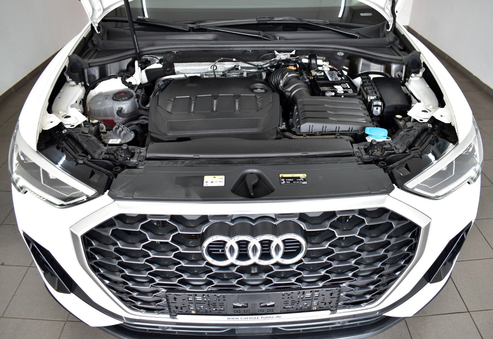 Fahrzeugabbildung Audi Q3 Sportback 35 TDI,Navi,LED,ACC,8fach bereift