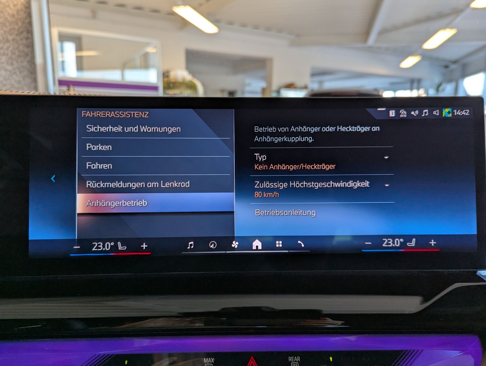 BMW 520 d M-Sport Innov.-Paket H/K LED Pano AHK 360° - Image 37