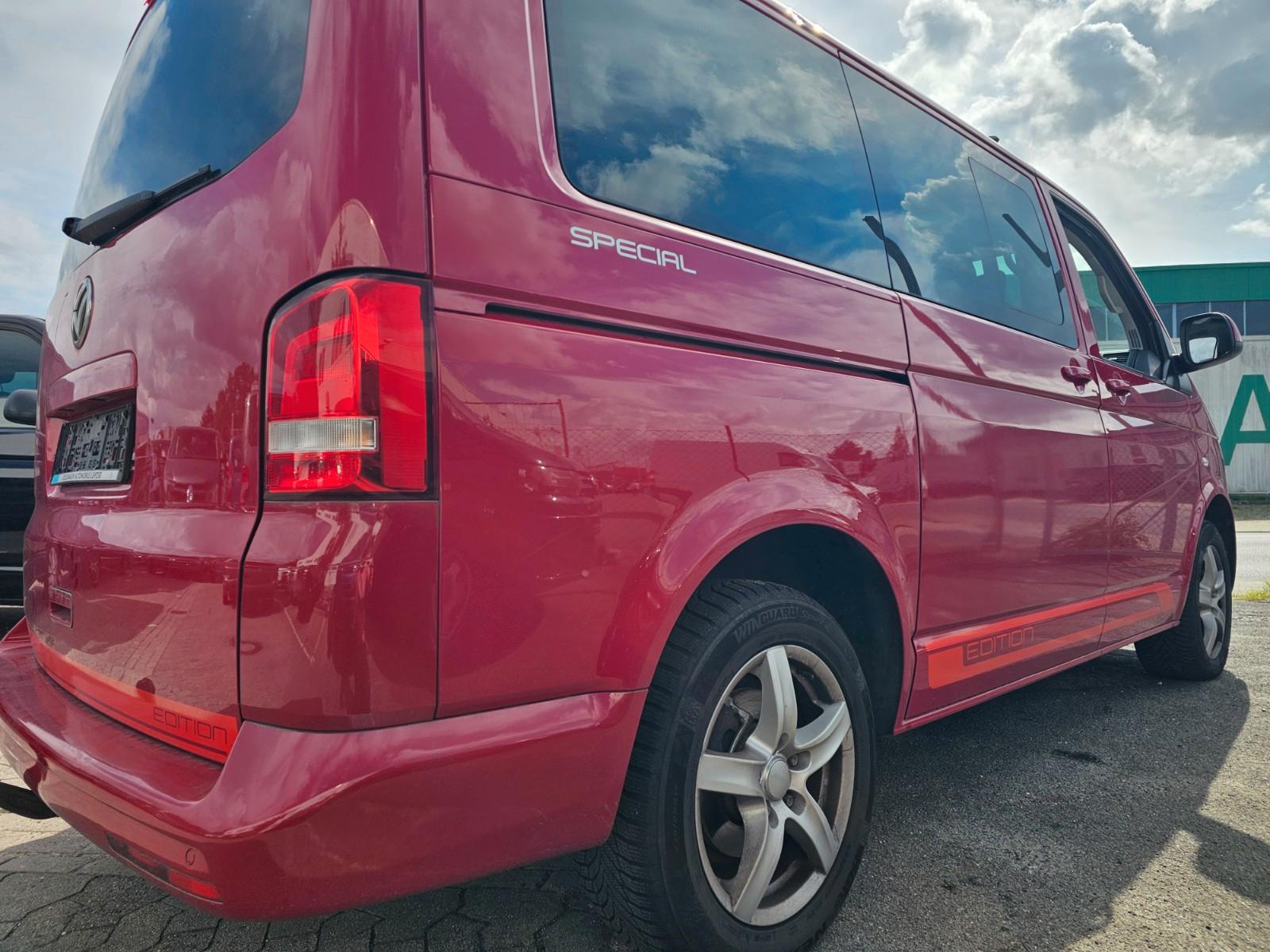 VOLKSWAGEN T5 MULTIVAN 2.0 TDI 140CH - BVM - CHAUFFAGE AUXILLIAIRE - TOIT OUVRANT - 1ERE MAIN - DISTRIBUTION NEUVE