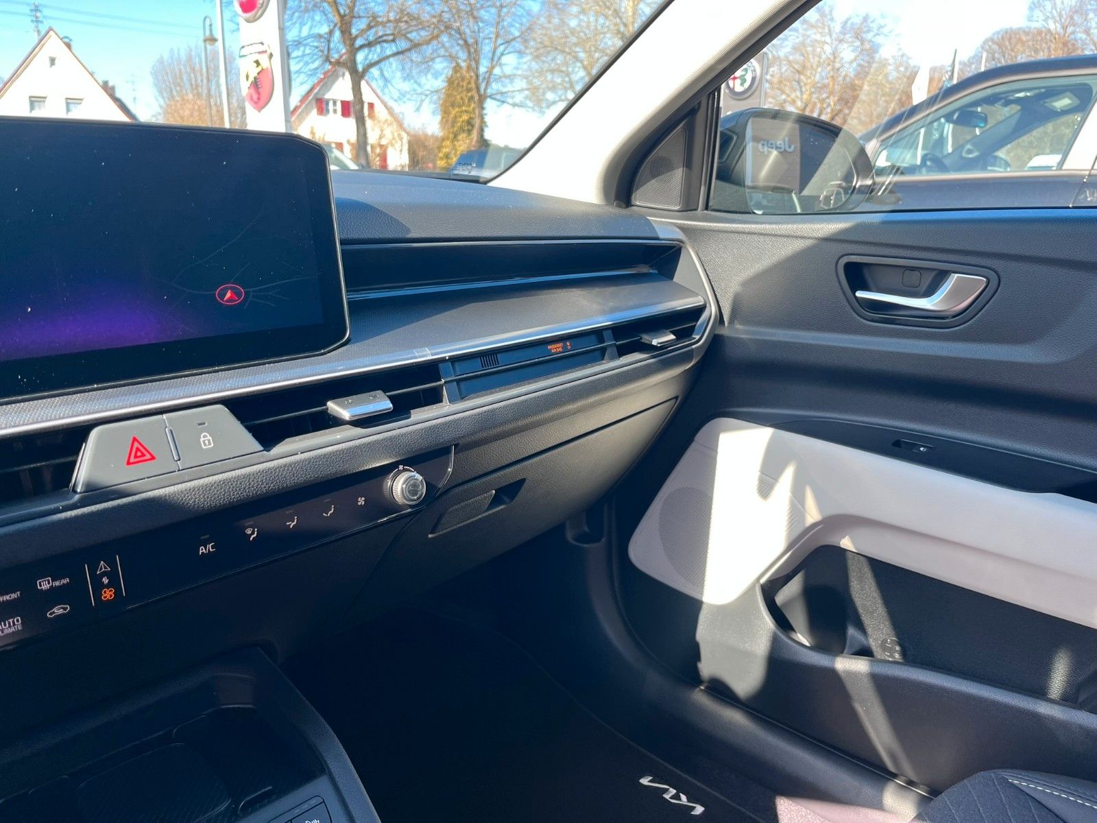Fahrzeugabbildung Kia Stonic GT-Line Navi Totwinkel ACC Teilleder uvm.