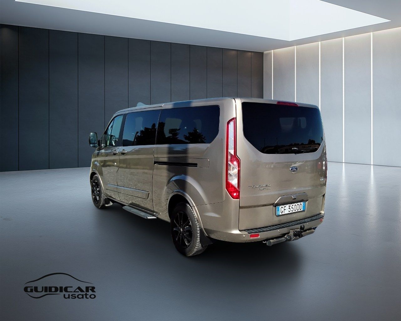 Ford FORD Tourneo Custom 320 2018 - tourneo custom 32 imagem 3