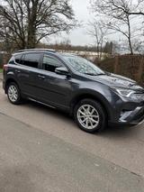 Toyota RAV 4 2,5-l-Hybrid Executive Auto 4x2 Executive - Toyota RAV 4 mit Hybrid-Antrieb