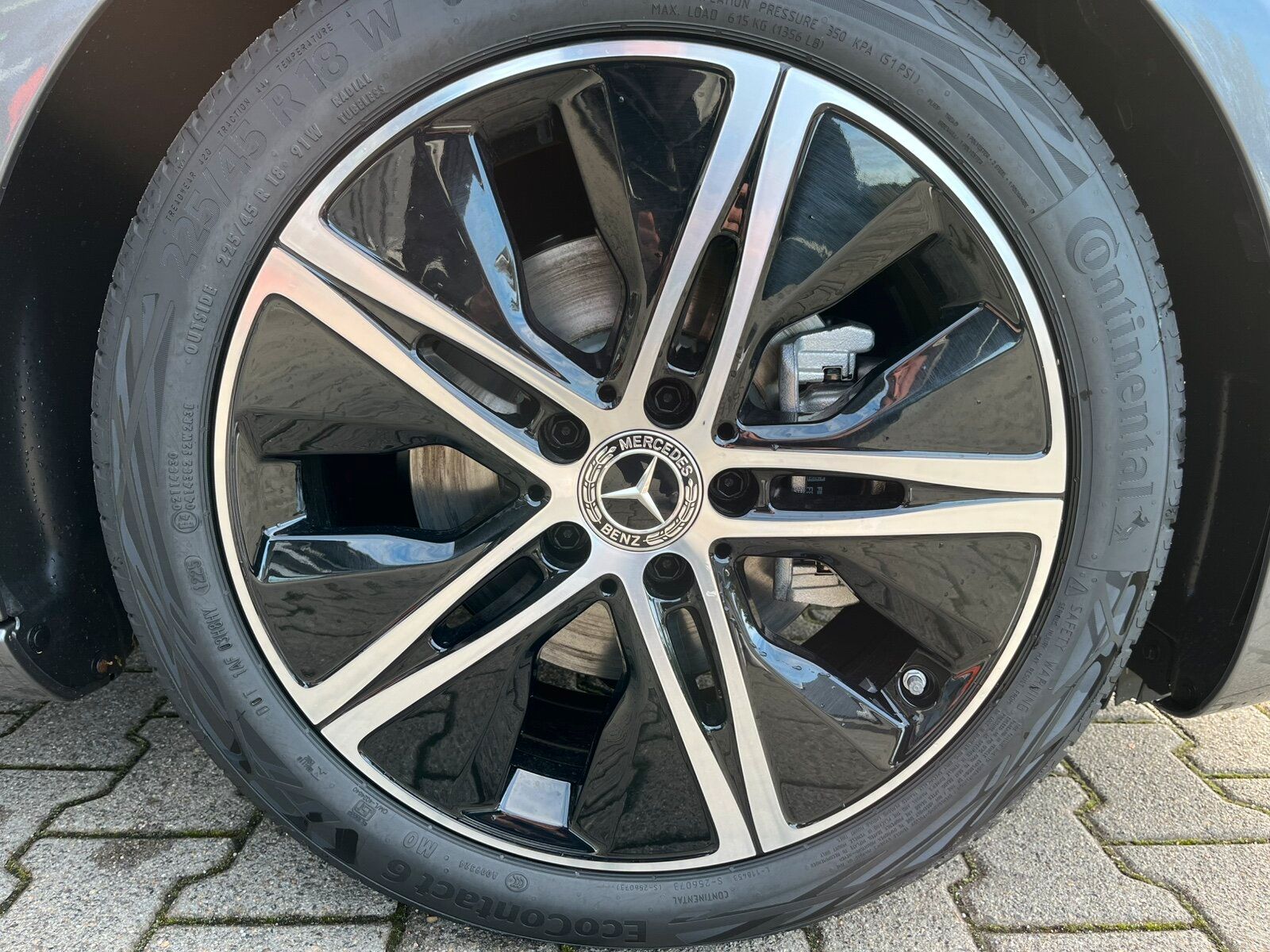 Mercedes-Benz A 180 Progressive Night AHK Distronic KeyGo RüKa foto 5