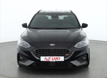 Ford Focus - 8