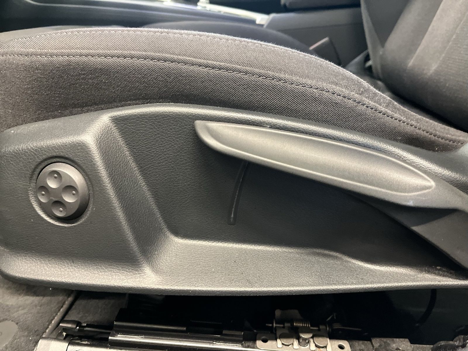 Audi A4 - Bild 15