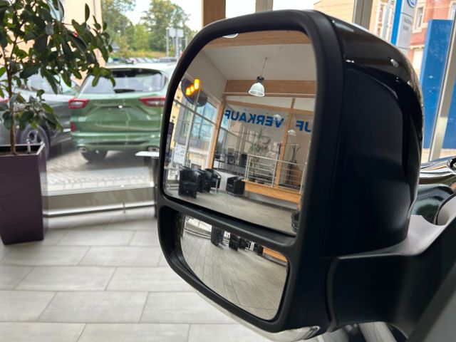 Ford Tourneo Custom SPORT L1 2.0 Ecoblue