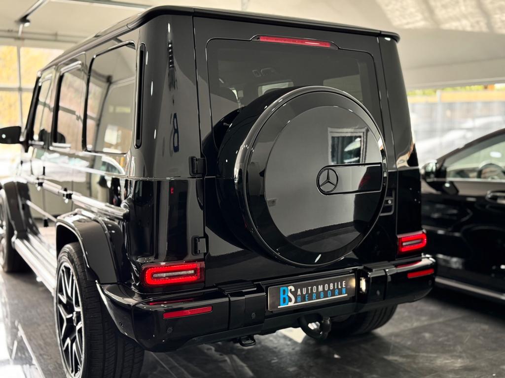 Mercedes-Benz G 400