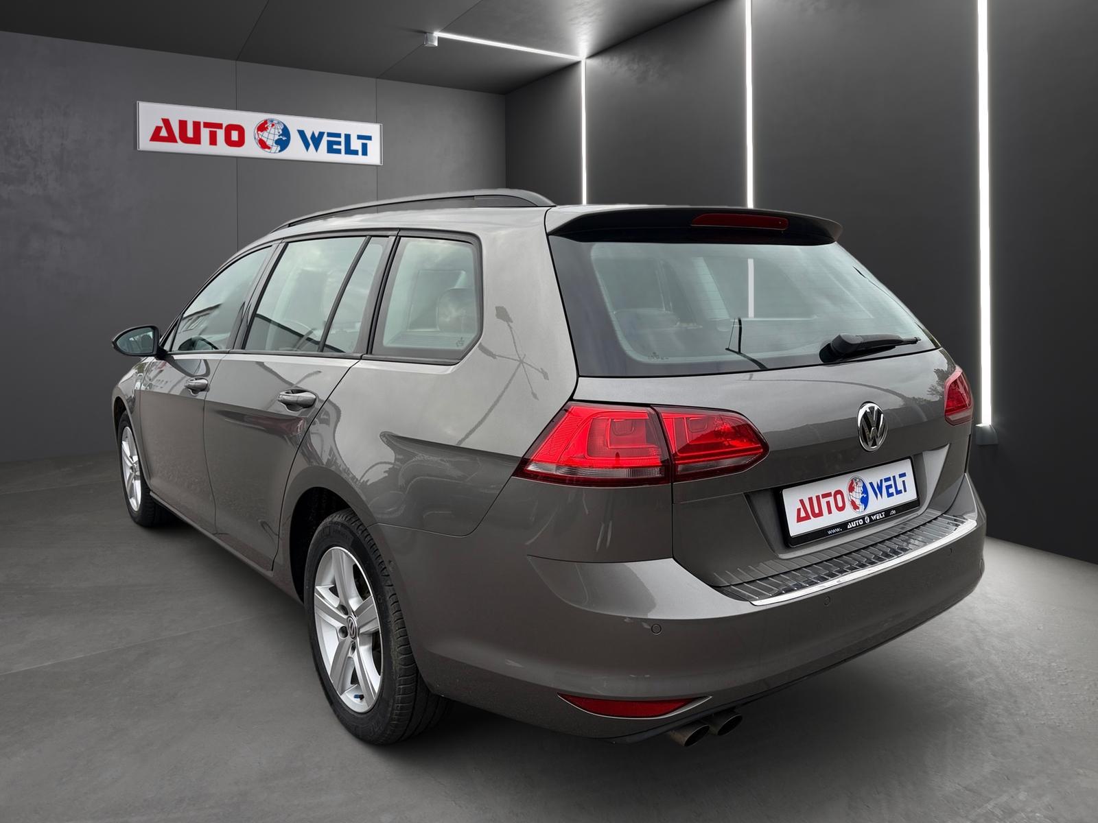 Volkswagen Golf VII Variant 1.4 16V TSI Bi-Xenon AHK PDC