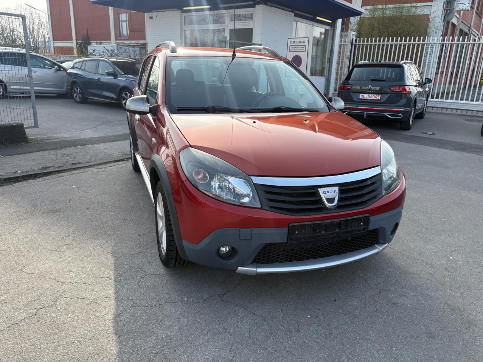 Dacia Sandero Stepway KLIMA TÜV NEU
