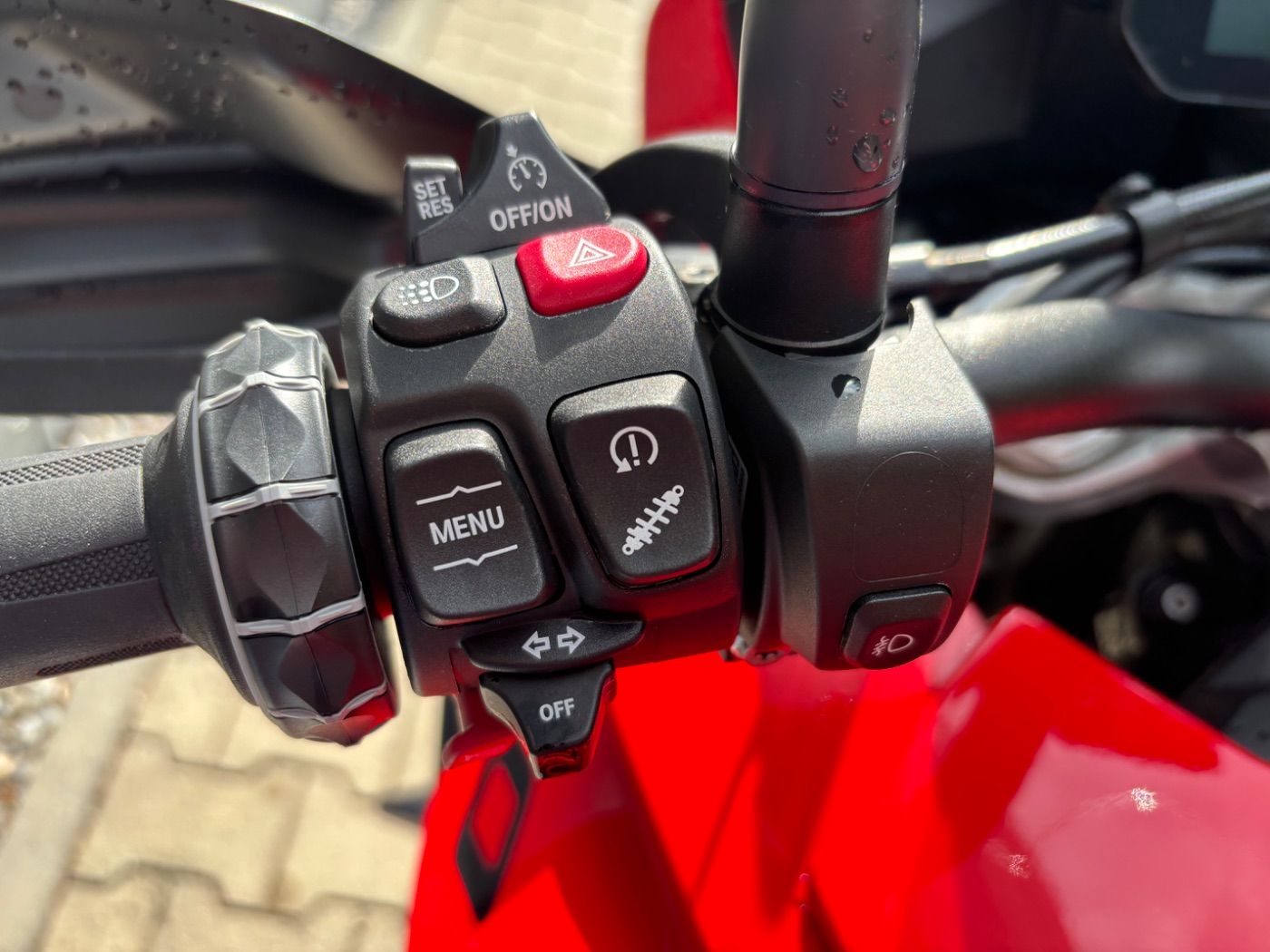 Fahrzeugabbildung BMW S 1000 XR K69 Touren u. Dynamikpaket