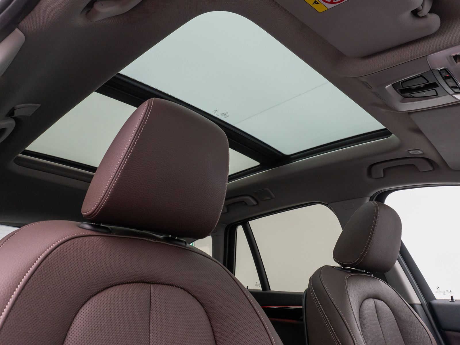 Fahrzeugabbildung BMW X1 xD20d Sport Line Kamera Panorama HUD DAB AHK