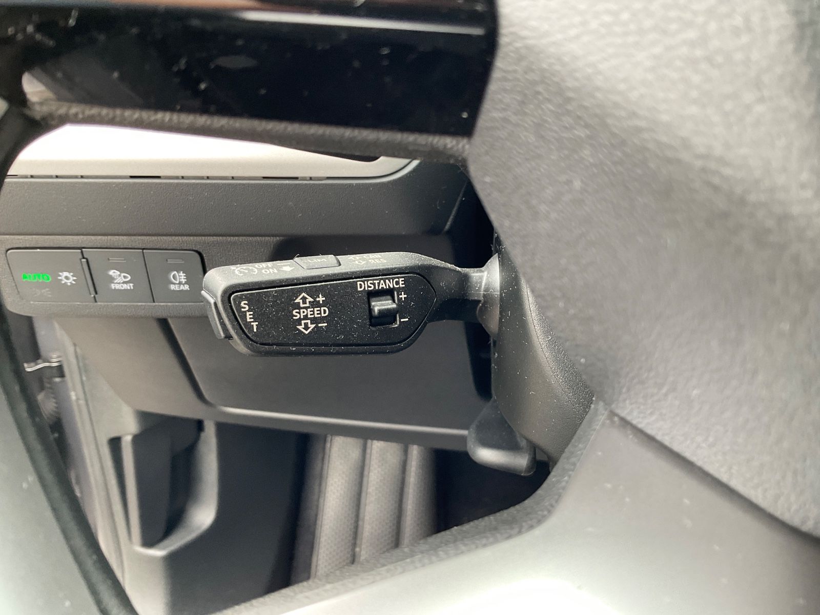 Fahrzeugabbildung Audi Q4 e-tron 40,82KWS,Kamera,Navi,LED,Sonos,Wärmep