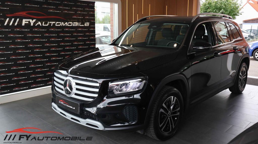 Image of Mercedes-Benz GLB 200