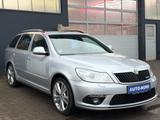 Skoda Octavia Combi RS *1.HAND* *SCHECKHEFT* *HU/AU* - Skoda Octavia aus 2012 mit Diesel-Antrieb: Kombi