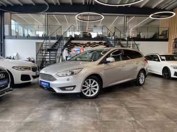 Ford Focus Turnier Titanium *ACC*NAVI*LKHZ*SPURASSIST