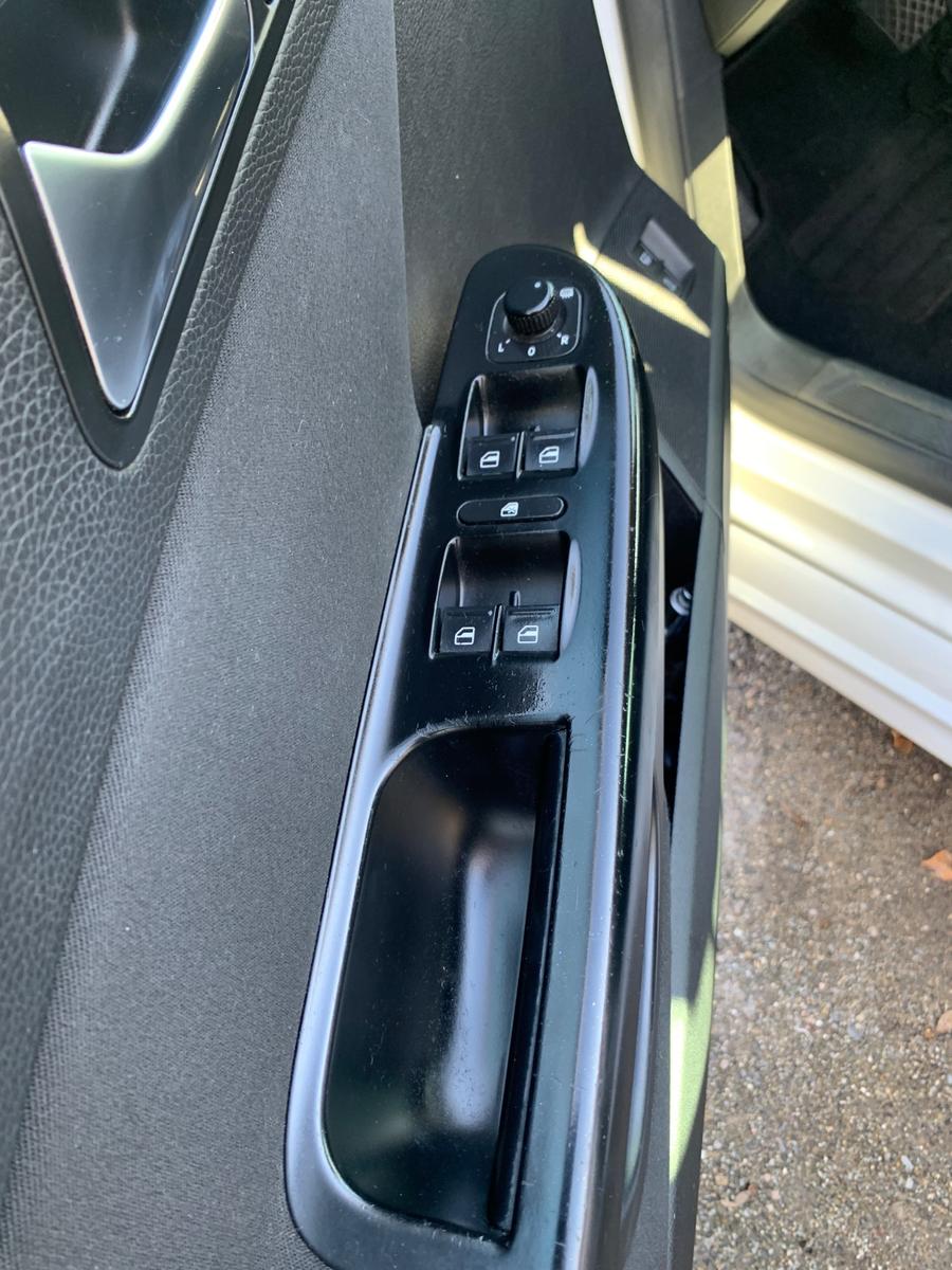 Volkswagen Passat 2009 — photo 5
