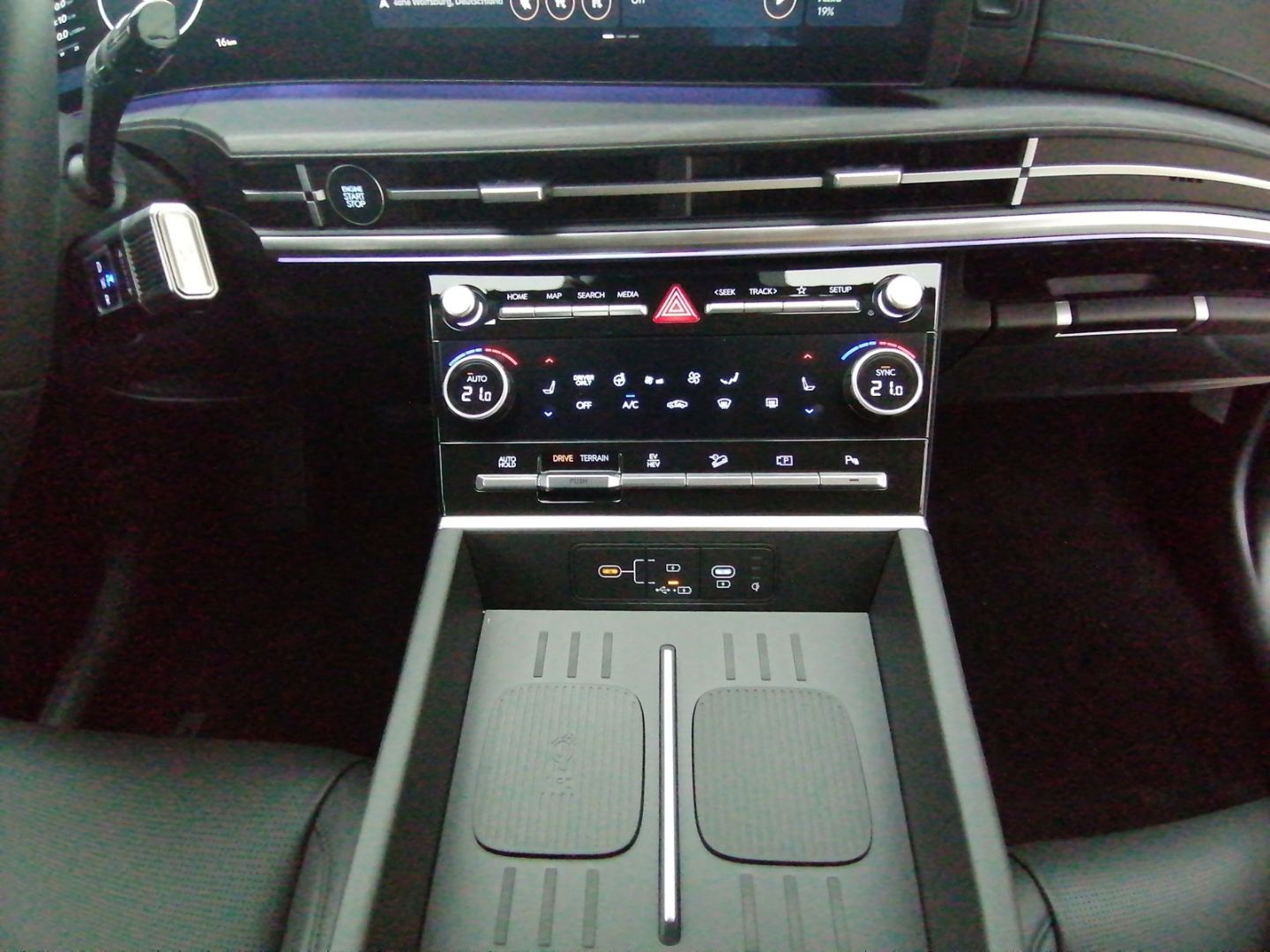 Hyundai SANTA FE - Bild 17